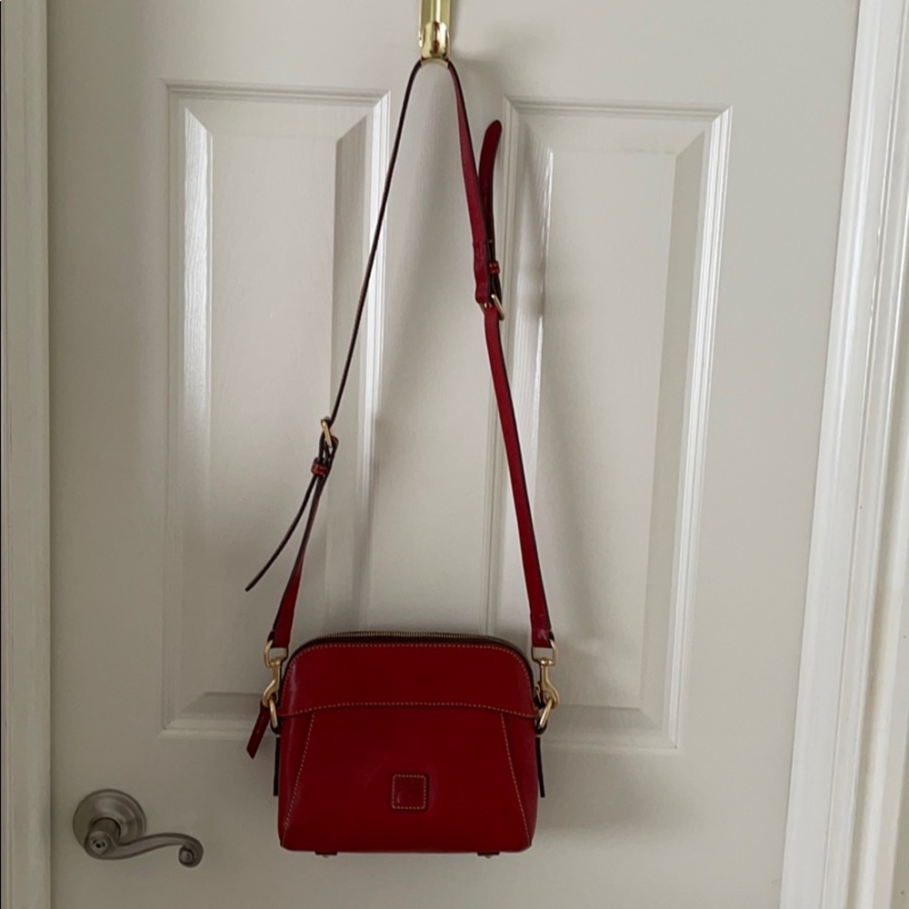 Red Dooney & Bourke handbag